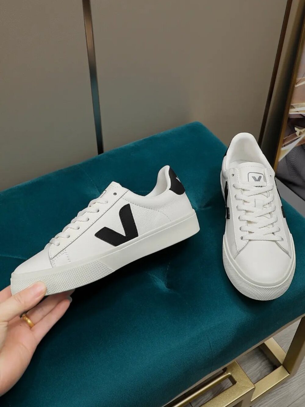 VEJA Campo White Black Leather Lace Up Sneakers
